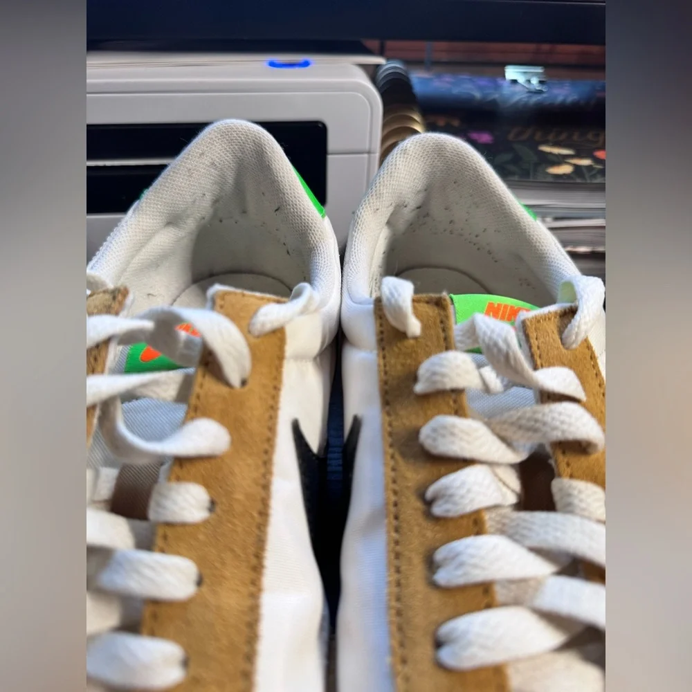 Nike Day Break Wheat Lime Black Sneakers Size 9 - Picture 9 of 14